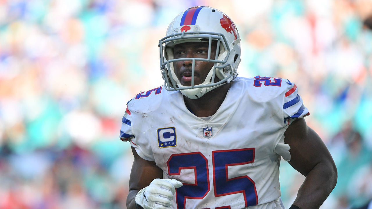 MIAMI, FL - DECEMBER 02: LeSean McCoy #25 of the Buffalo Bills in action during the game against the Miami Dolphins at Hard Rock Stadium on December 2, 2018 in Miami, Florida.