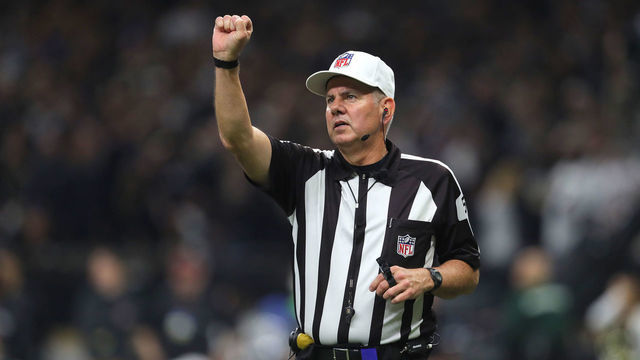 NEW ORLEANS, LOUISIANA - JANUARY 20: Referee Bill Vinovich #52 makes a call in the NFC Championship game between the Los Angeles Rams and the New Orleans Saints at the Mercedes-Benz Superdome on January 20, 2019 in New Orleans, Louisiana.