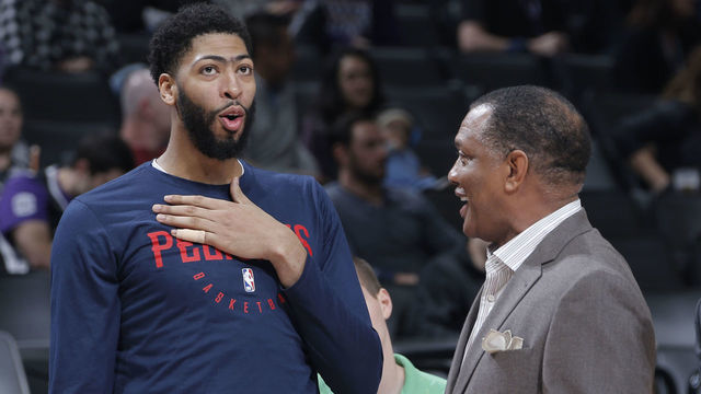 SACRAMENTO, CA - DECEMBER 23: Anthony Davis #23 of the New Orleans Pelicans talks to Alvin Gentry of the New Orleans Pelicans during the game against the Sacramento Kings on December 23, 2018 at Golden 1 Center in Sacramento, California. Mandatory Copyright Notice: Copyright 2018 NBAE