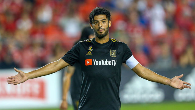 TORONTO, ON - SEPTEMBER 01: Los Angeles FC forward Carlos Vela (10) looks on against Toronto FC during the second half on April 17, 2018, at BMO Field in Toronto, ON, Canada.