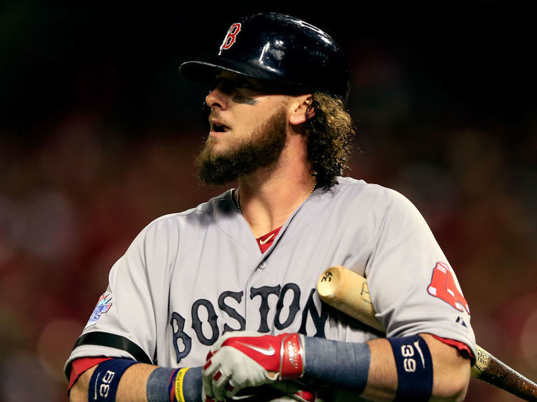 Former Red Sox catcher Jarrod Saltalamacchia retires from baseball