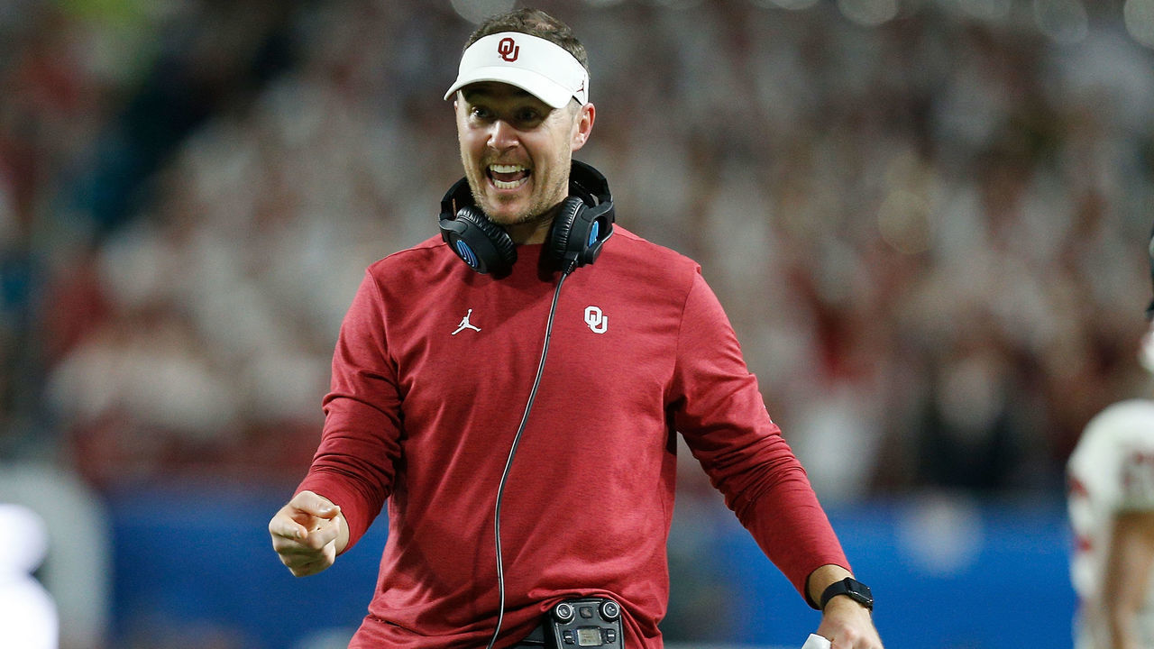 MIAMI, FL - DECEMBER 29: Head coach Lincoln Riley of the Oklahoma Sooners reacts against the Alabama Crimson Tide during the College Football Playoff Semifinal at the Capital One Orange Bowl at Hard Rock Stadium on December 29, 2018 in Miami, Florida.