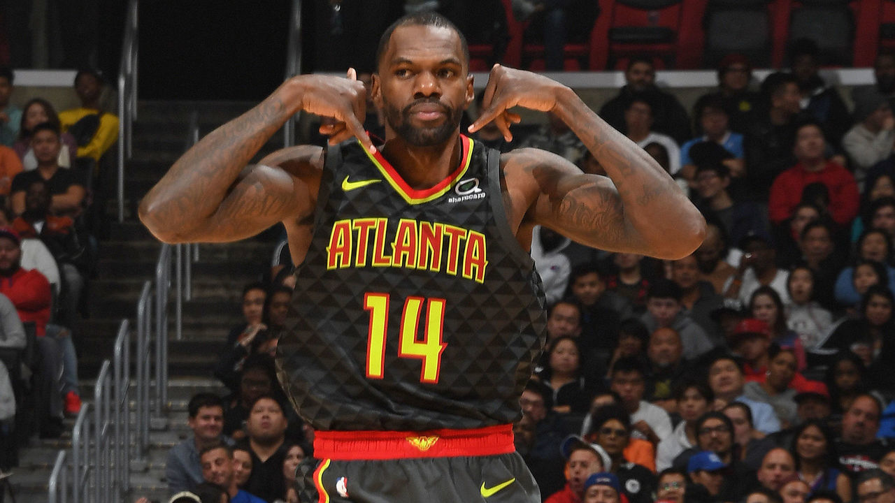LOS ANGELES, CA - JANUARY 28: Dewayne Dedmon #14 of the Atlanta Hawks celebrates during the game against the LA Clippers on January 28, 2019 at STAPLES Center in Los Angeles, California. NOTE TO USER: User expressly acknowledges and agrees that, by downloading and/or using this Photograph, user is consenting to the terms and conditions of the Getty Images License Agreement. Mandatory Copyright Notice: Copyright 2019 NBAE