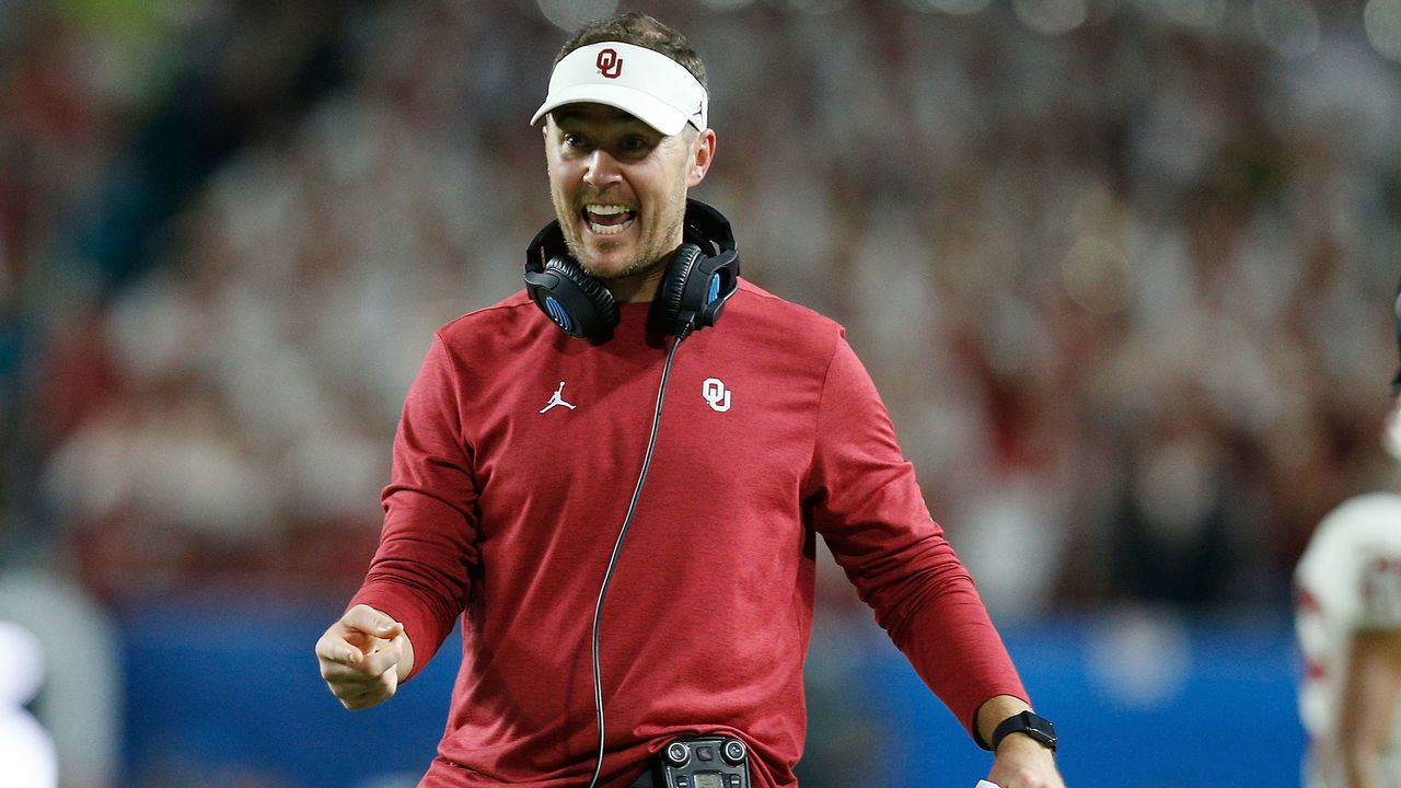 MIAMI, FL - DECEMBER 29: Head coach Lincoln Riley of the Oklahoma Sooners reacts against the Alabama Crimson Tide during the College Football Playoff Semifinal at the Capital One Orange Bowl at Hard Rock Stadium on December 29, 2018 in Miami, Florida.