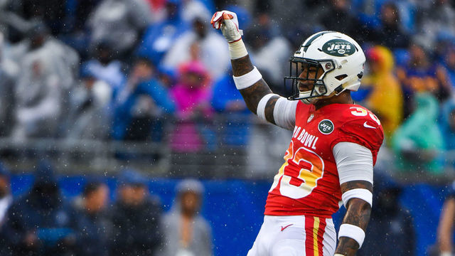 ORLANDO, FL - JANUARY 27: Jamal Adams #33 of the New York Jets in action during the 2019 NFL Pro Bowl at Camping World Stadium on January 27, 2019 in Orlando, Florida.