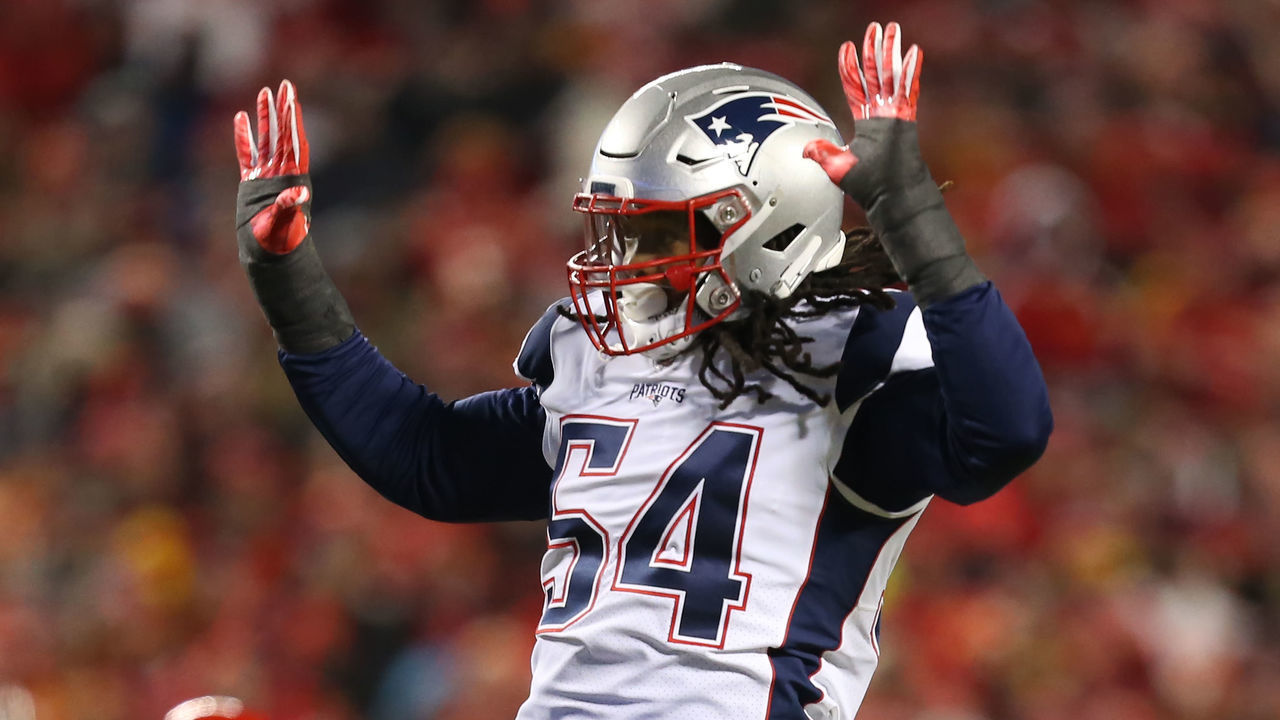 KANSAS CITY, MO - JANUARY 20: New England Patriots outside linebacker Dont'a Hightower (54) in the second quarter of the AFC Championship Game game between the New England Patriots and Kansas City Chiefs on January 20, 2019 at Arrowhead Stadium in Kansas City, MO.