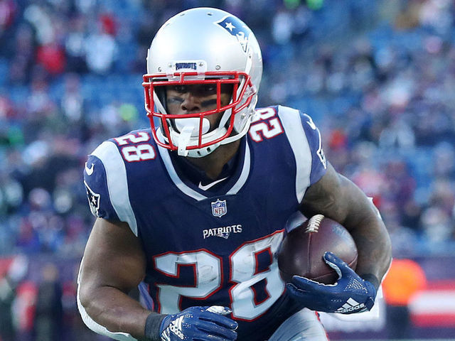 Patriots White Misses Snf After Parents Were Involved In Car Crash Thescore Com