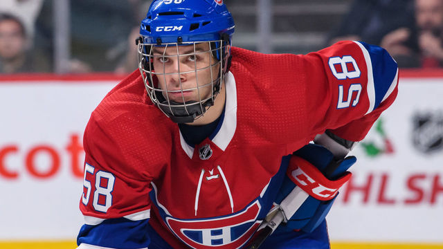 MONTREAL, QC - DECEMBER 17: Montreal Canadiens defenseman Noah Juulsen (58) waits for play to begin during the first period of the NHL game between the Boston Bruins and the Montreal Canadiens on December 17, 2018, at the Bell Centre in Montreal, QC