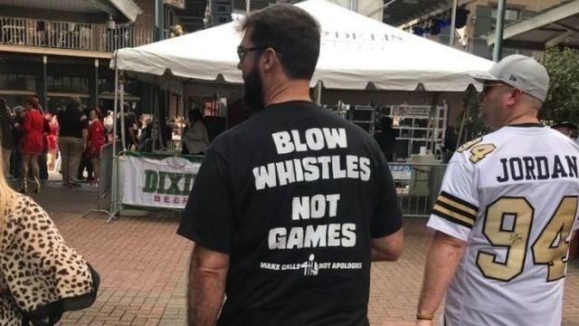Saints fans hold Super Bowl protest in New Orleans