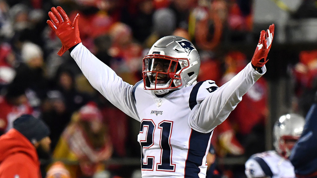 KANSAS CITY, MISSOURI - JANUARY 20: Duron Harmon #21 of the New England Patriots celebrates after defeating the Kansas City Chiefs during the AFC Championship Game at Arrowhead Stadium on January 20, 2019 in Kansas City, Missouri. The New England Patriots defeated the Kansas City Chiefs 37-31.