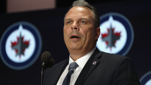 CHICAGO, IL - JUNE 23: General manager Kevin Cheveldayoff of the Winnipeg Jets speaks onstage before their pick during Round One of the 2017 NHL Draft at United Center on June 23, 2017 in Chicago, Illinois.