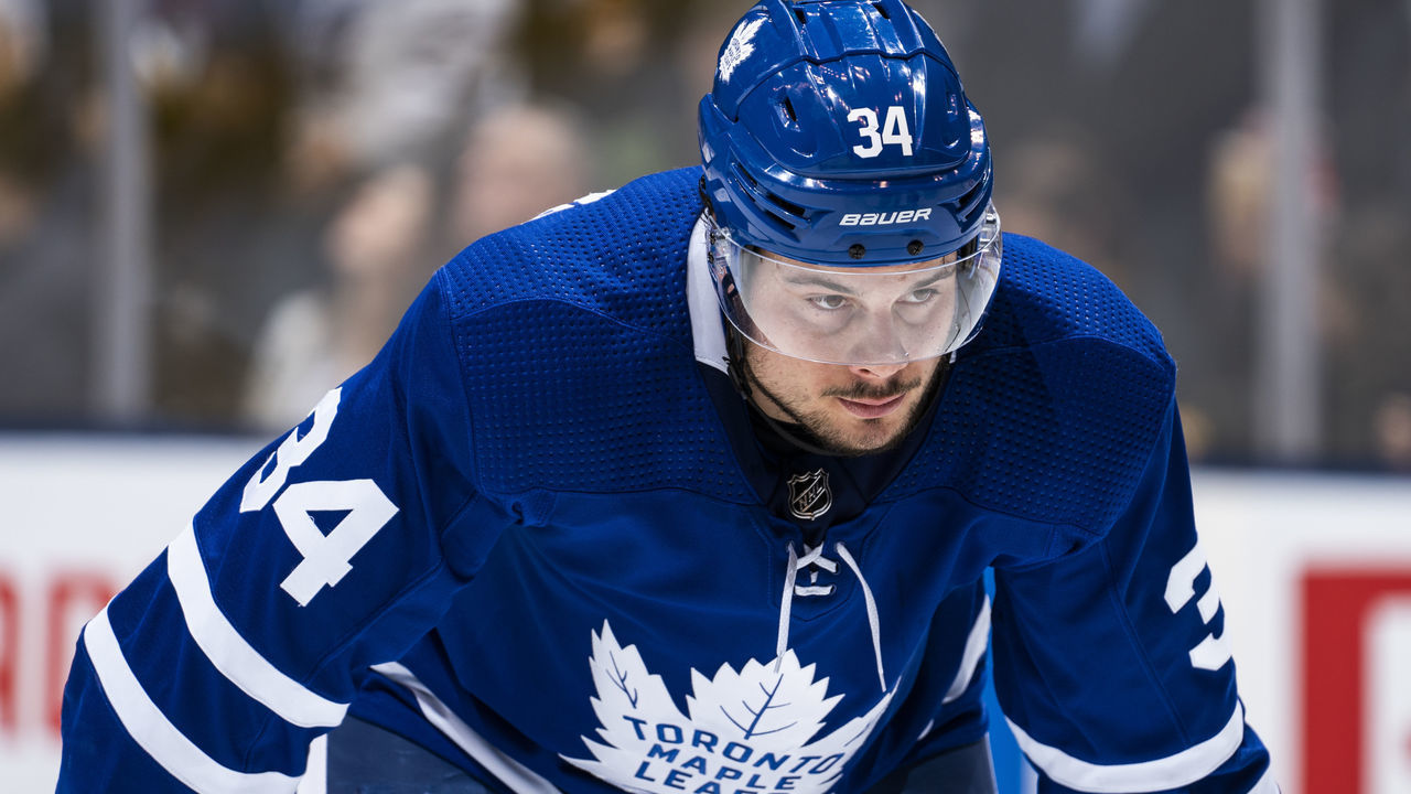 TORONTO, ON - FEBRUARY 2: Auston Matthews #34 of the Toronto Maple Leafs gets set for a face-off against the Pittsburgh Penguins during the first period at the Scotiabank Arena on February 2, 2018 in Toronto, Ontario, Canada.