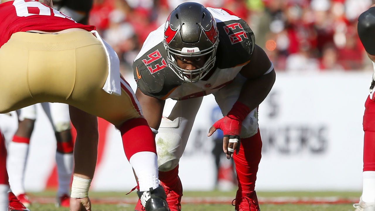 TAMPA, FL - NOV 25: Gerald McCoy (93) of the Bucs looks into the backfield during the regular season game between the San Francisco 49ers and the Tampa Bay Buccaneers on November 25, 2018 at Raymond James Stadium in Tampa, Florida.