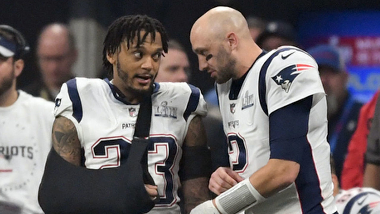 ATLANTA, GA - FEBRUARY 3: Patrick Chung talks with Stephen Gostkowski during the middle of fourth quarter to Super Bowl LIII at Mercedes-Benz Stadium in Atlanta, Georgia on February 3, 2019. (Staff Photo By Christopher Evans/MediaNews Group/Boston Herald)
