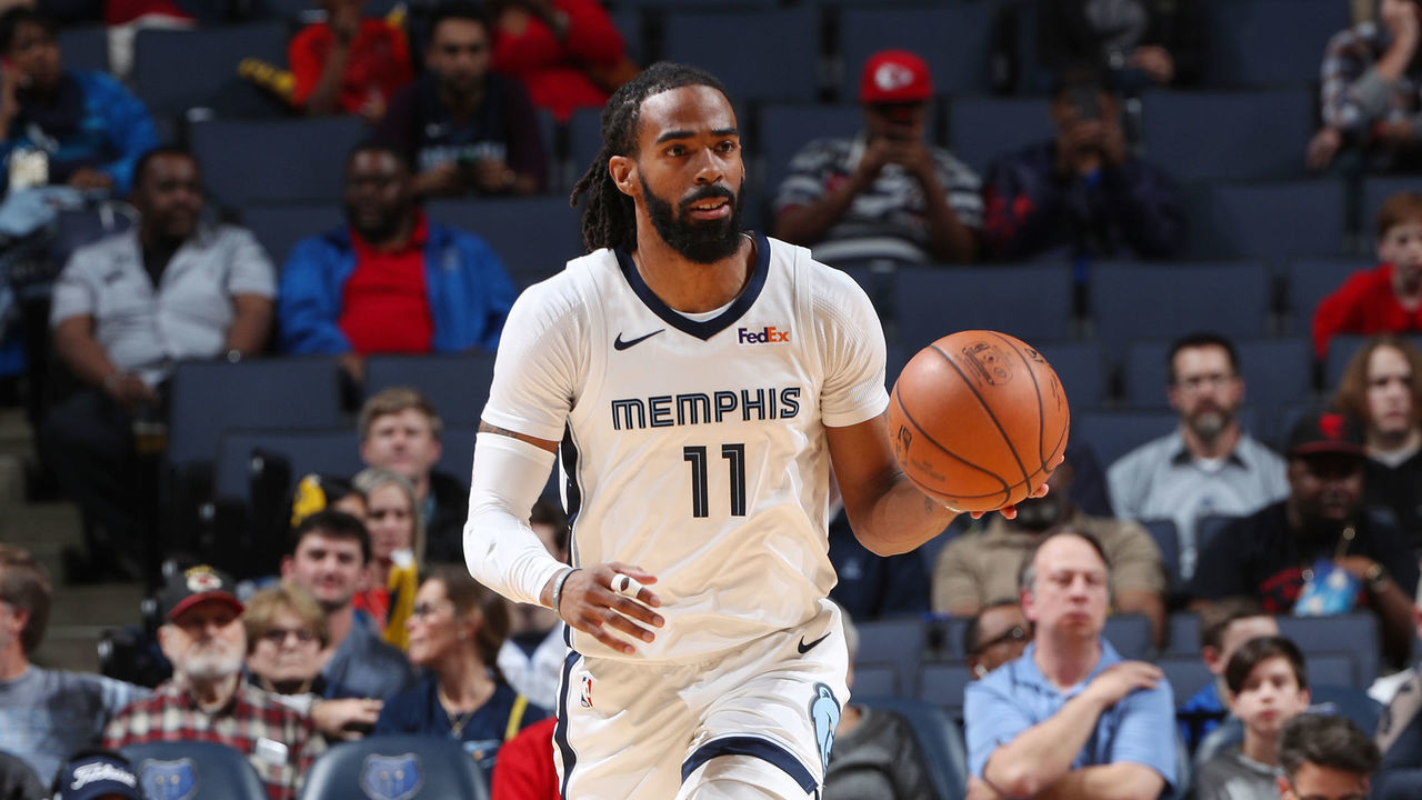 MEMPHIS, TN - FEBRUARY 5: Mike Conley #11 of the Memphis Grizzlies dribbles the ball during the game against the Minnesota Timberwolves on February 5, 2019 at FedExForum in Memphis, Tennessee. Mandatory Copyright Notice: Copyright 2019 NBAE
