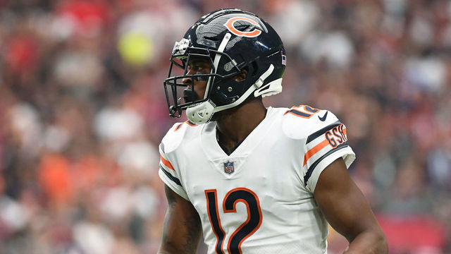 GLENDALE, AZ - SEPTEMBER 23: Wide receiver Allen Robinson #12 of the Chicago Bears in action during the NFL game against the Arizona Cardinals at State Farm Stadium on September 23, 2018 in Glendale, Arizona. The Chicago Bears won 16-14.
