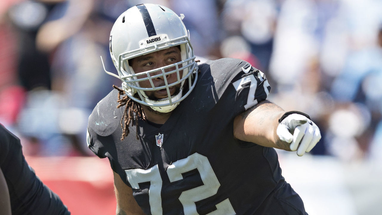 NASHVILLE, TN - SEPTEMBER 10: Donald Penn #72 of the Oakland Raiders at the line of scrimmage during a game against the Tennessee Titans at Nissan Stadium on September 10, 2017 in Nashville, Tennessee. The Raiders defeated the Titans 26-16.