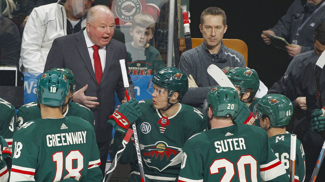 ST. PAUL, MN - JANUARY 17: Bruce Boudreau of the Minnesota Wild talks to his players during a game with the Anaheim Ducks at Xcel Energy Center on January 17, 2018 in St. Paul, Minnesota.