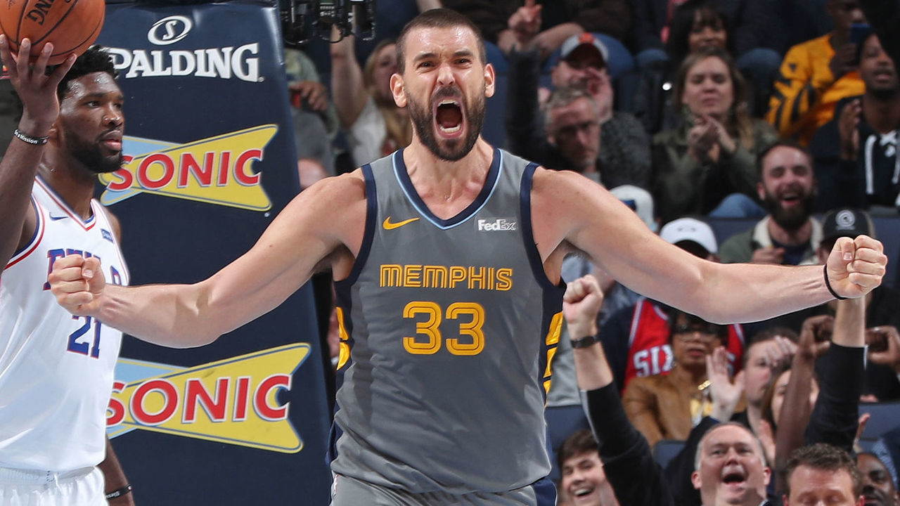 MEMPHIS, TN - NOVEMBER 10: Marc Gasol #33 of the Memphis Grizzlies yells and celebrates during the game against the Philadelphia 76ers on November 10, 2018 at FedExForum in Memphis, Tennessee. Mandatory Copyright Notice: Copyright 2018 NBAE