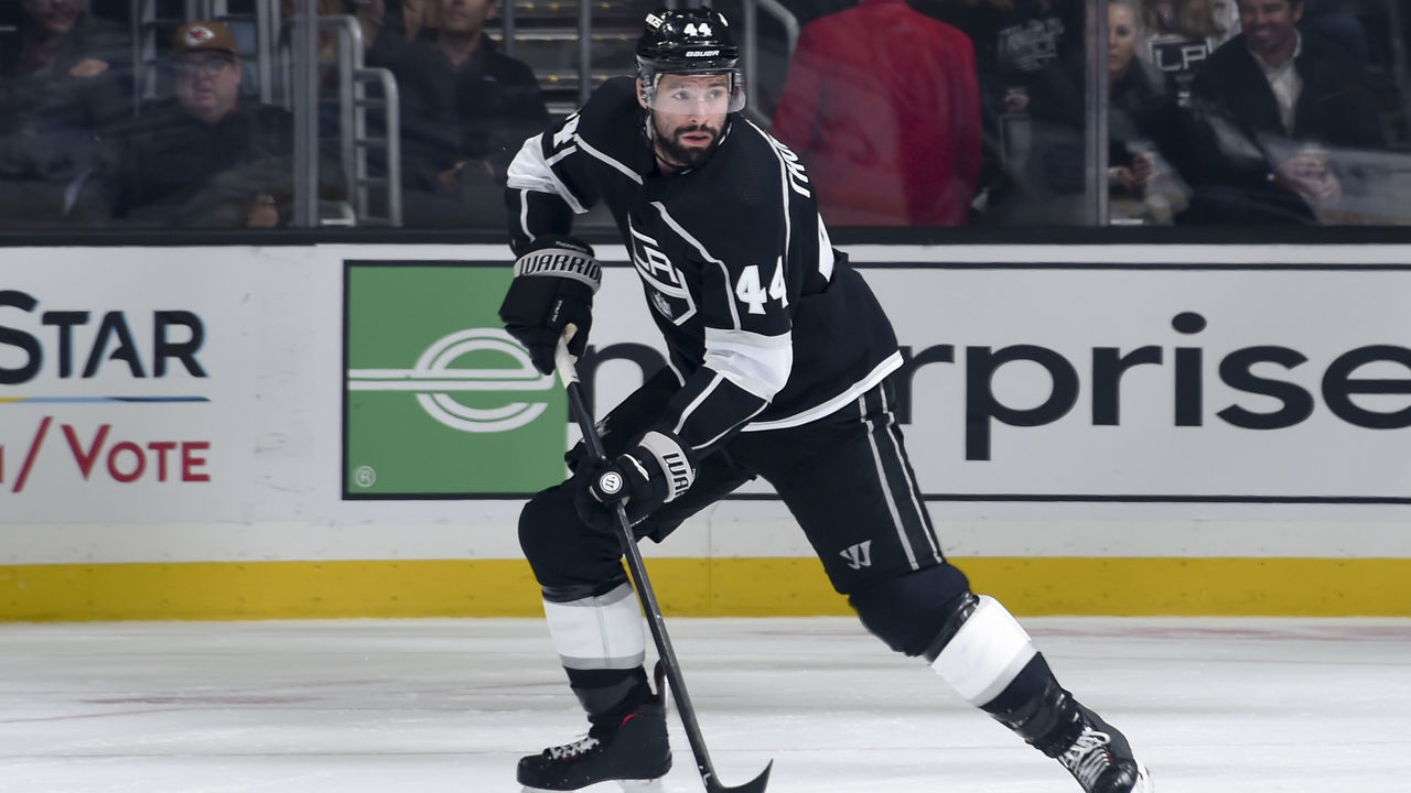 LOS ANGELES, CA - JANUARY 3: Nate Thompson #44 of the Los Angeles Kings skates with the puck during the first period of the game against the Tampa Bay Lightning at STAPLES Center on January 3, 2019 in Los Angeles, California.