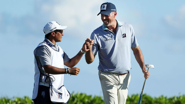 PLAYA DEL CARMEN, MEXICO - NOVEMBER 09: Matt Kuchar of the United States celebrates his birdie with his caddie on the 15th green during the second round of the Mayakoba Golf Classic at El Camaleon Mayakoba Golf Course on November 09, 2018 in Playa del Carmen, Mexico.