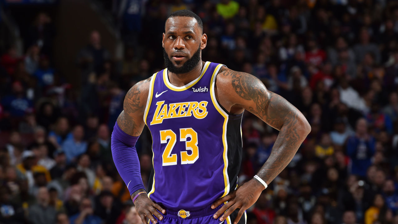 PHILADELPHIA, PA - FEBRUARY 10: LeBron James #23 of the Los Angeles Lakers looks on against the Philadelphia 76ers on February 10, 2019 at the Wells Fargo Center in Philadelphia, Pennsylvania NOTE TO USER: User expressly acknowledges and agrees that, by downloading and/or using this Photograph, user is consenting to the terms and conditions of the Getty Images License Agreement. Mandatory Copyright Notice: Copyright 2019 NBAE
