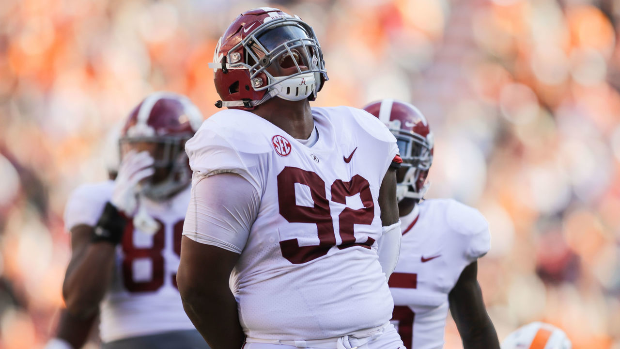 KNOXVILLE, TN - OCTOBER 20: Quinnen Williams #92 of the Alabama Crimson Tide reacts to a play during the first half of the game between the Alabama Crimson Tide and the Tennessee Volunteers at Neyland Stadium on October 20, 2018 in Knoxville, Tennessee. Alabama won 58-21.