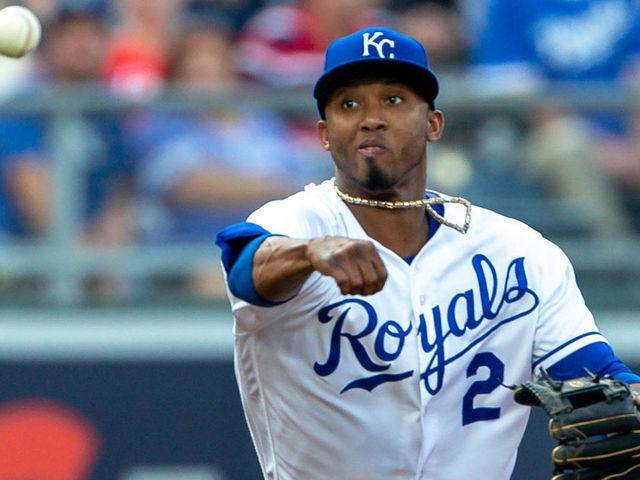 Royals sign Alcides Escobar, Sports