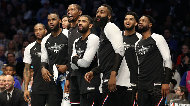 CHARLOTTE, NORTH CAROLINA - FEBRUARY 17: Members of Team LeBron watch play from the bench in the third quarter during the NBA All-Star game as part of the 2019 NBA All-Star Weekend at Spectrum Center on February 17, 2019 in Charlotte, North Carolina. NOTE TO USER: User expressly acknowledges and agrees that, by downloading and/or using this photograph, user is consenting to the terms and conditions of the Getty Images License Agreement. Mandatory Copyright Notice: Copyright 2019 NBAE