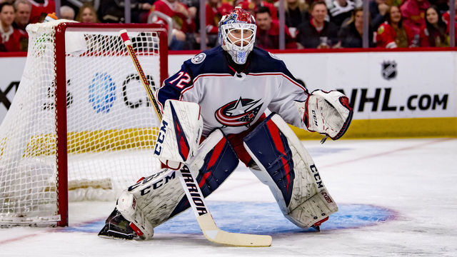 CHICAGO, IL - FEBRUARY 16: Columbus Blue Jackets goaltender Sergei Bobrovsky (72) defends the goal during a game between the Columbus Blue Jackets and the Chicago Blackhawks on February 16, 2019, at the United Center in Chicago, IL.