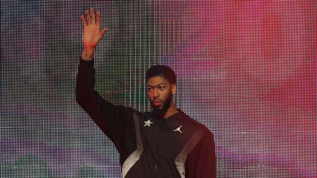 CHARLOTTE, NC - FEBRUARY 17: Anthony Davis #23 of Team LeBron is introduced during the 2019 NBA All-Star Game on February 17, 2019 at the Spectrum Center in Charlotte, North Carolina. NOTE TO USER: User expressly acknowledges and agrees that, by downloading and/or using this photograph, user is consenting to the terms and conditions of the Getty Images License Agreement. Mandatory Copyright Notice: Copyright 2019 NBAE