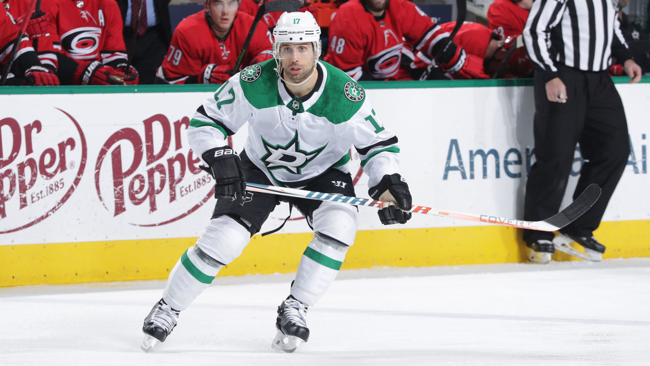 DALLAS, TX - FEBRUARY 23: Andrew Cogliano #17 of the Dallas Stars skates against the Carolina Hurricanes at the American Airlines Center on February 23, 2019 in Dallas, Texas.