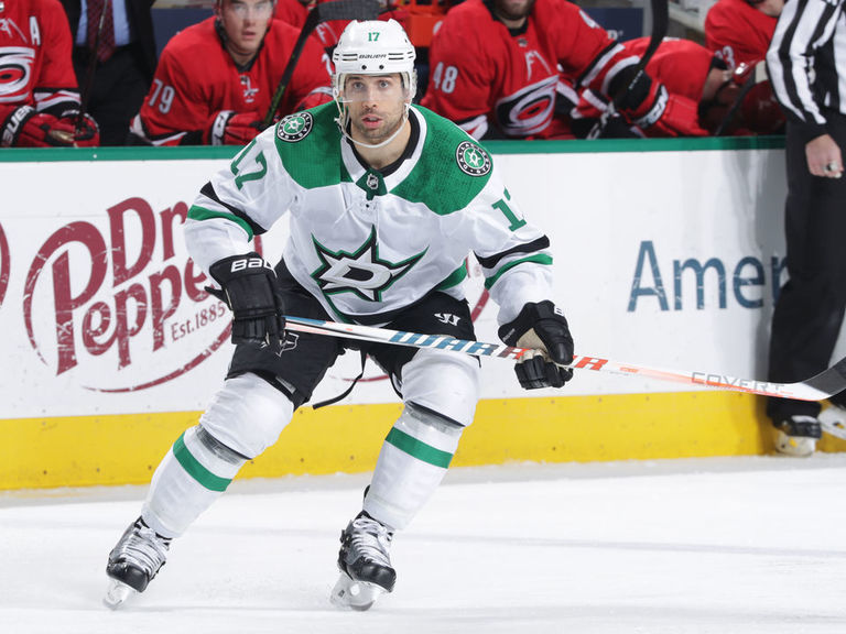 Stars' Cogliano out with injury for 1st time in 12-year career ...