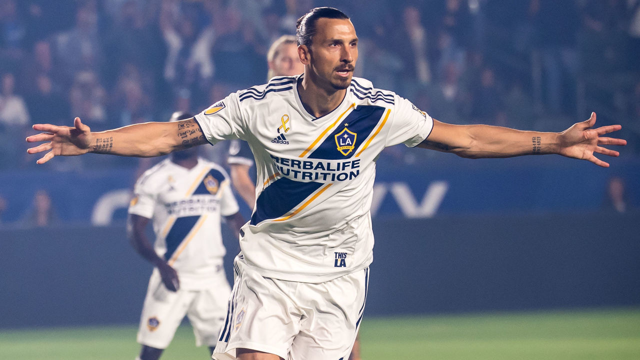 CARSON, CA - SEPTEMBER 29: Zlatan Ibrahimovic #9 of Los Angeles Galaxy celebrates his penalty kick goal during the Los Angeles Galaxy's MLS match against Vancouver Whitecaps at the StubHub Center on September 29, 2018 in Carson, California. The Los Angeles Galaxy won the match 3-0
