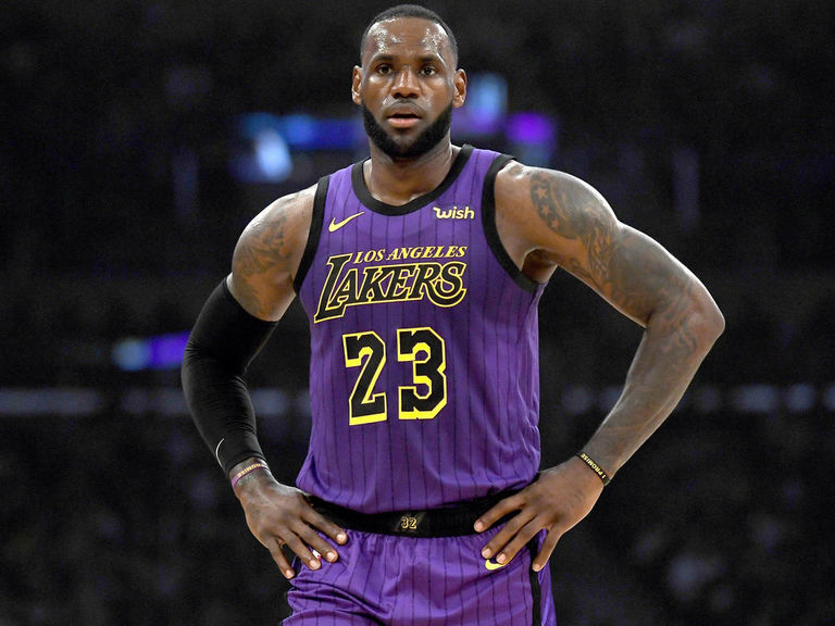 LeBron, Lakers top NBA jersey sales