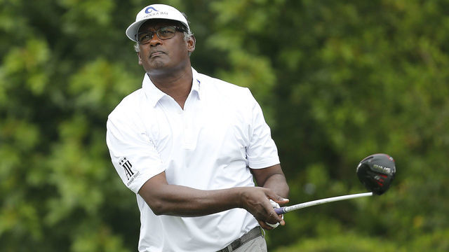 PALM BEACH GARDENS, FLORIDA - FEBRUARY 28: Vijay Singh of Fiji plays his shot from the third tee during the first round of the Honda Classic at PGA National Resort and Spa on February 28, 2019 in Palm Beach Gardens, Florida.