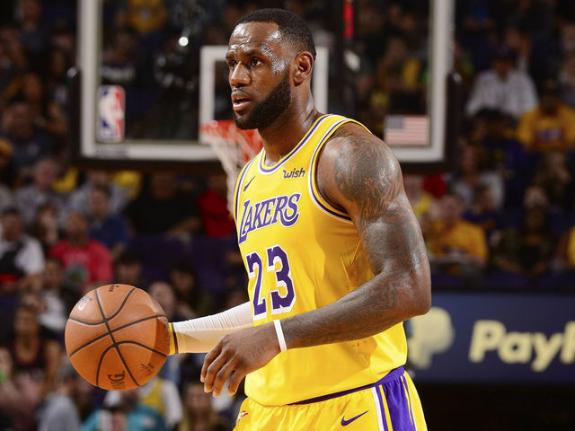 PHOENIX, AZ - MARCH 2: LeBron James #23 of the Los Angeles Lakers dribbles the ball during the game against the Phoenix Suns on March 2, 2019 at Talking Stick Resort Arena in Phoenix, Arizona. Mandatory Copyright Notice: Copyright 2019 NBAE