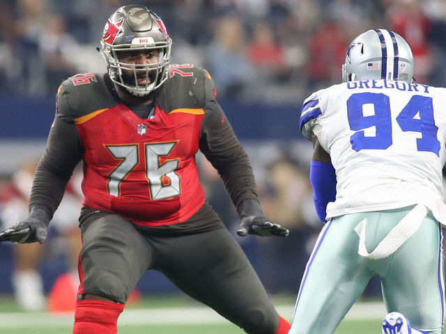 Tampa Bay Buccaneers Offensive Tackle Donovan Smith pass blocks