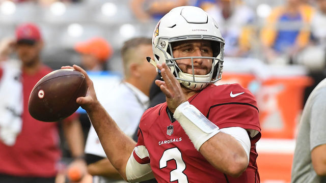 GLENDALE, AZ - DECEMBER 23: Josh Rosen #3 of the Arizona Cardinals prepares for a game against the Los Angeles Rams at State Farm Stadium on December 23, 2018 in Glendale, Arizona.