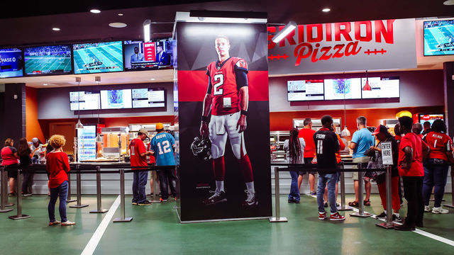 Mercedes-Benz Stadium slashes concession prices again