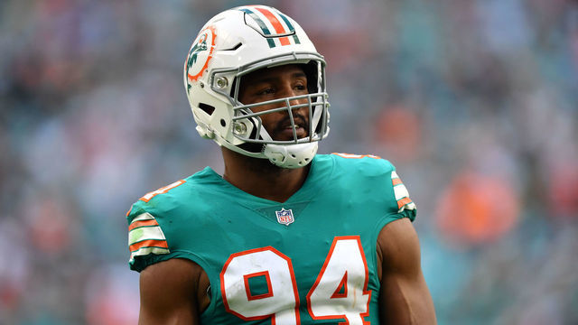 MIAMI, FL - DECEMBER 23: Robert Quinn #94 of the Miami Dolphins in action against the Jacksonville Jaguars at Hard Rock Stadium on December 23, 2018 in Miami, Florida.