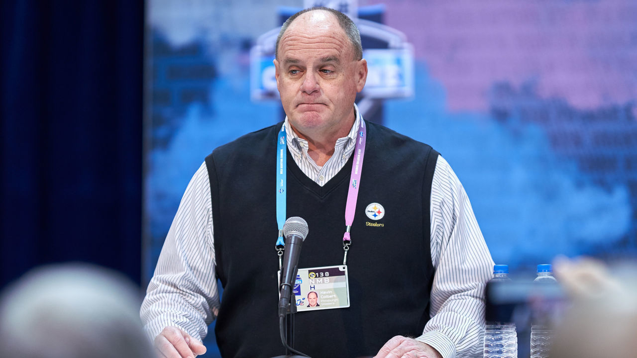 INDIANAPOLIS, IN - FEBRUARY 27: Pittsburgh Steelers general manager Kevin Colbert speaks to the media during the NFL Scouting Combine on February 27, 2019 at the Indiana Convention Center in Indianapolis, IN.