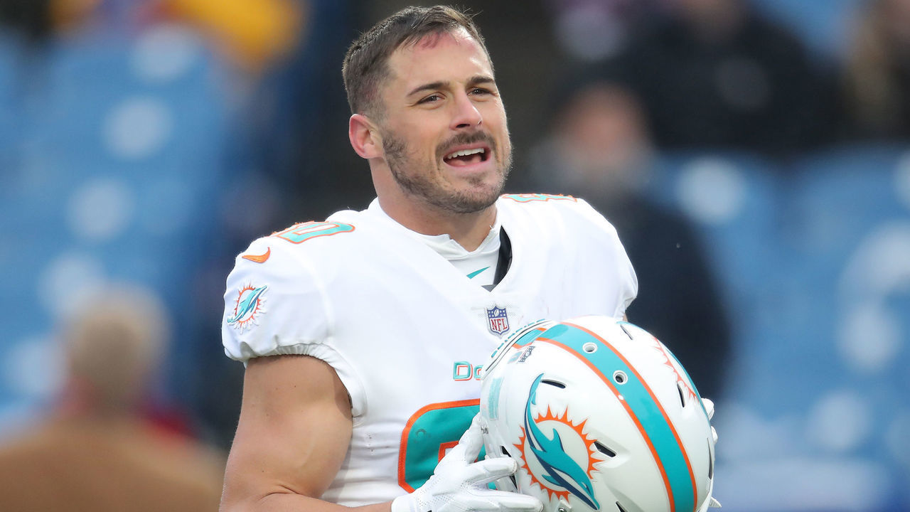 BUFFALO, NY - DECEMBER 30: Danny Amendola #80 of the Miami Dolphins holds his helmet as he warms up before the start of NFL game action against the Buffalo Bills at New Era Field on December 30, 2018 in Buffalo, New York.