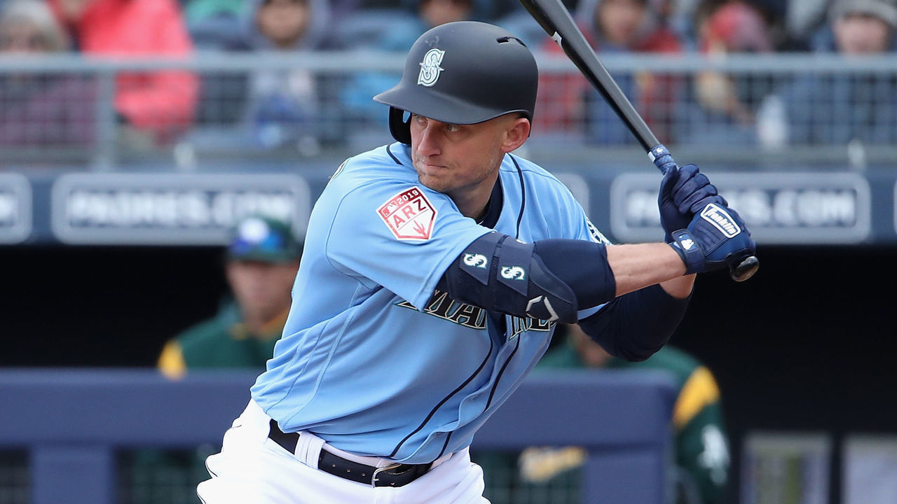 PEORIA, ARIZONA - FEBRUARY 22: Kyle Seager #15 of the Seattle Mariners bats against the Oakland Athletics during the MLB spring training game at Peoria Stadium on February 22, 2019 in Peoria, Arizona.