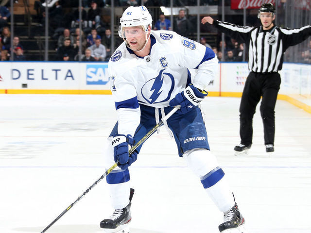 NEW YORK, NY - FEBRUARY 27: Steven Stamkos #91 of the Tampa Bay Lightning skates with the puck against the New York Rangers at Madison Square Garden on February 27, 2019 in New York City. The Tampa Bay Lightning won 4-3 in overtime.