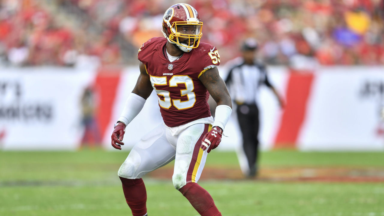 TAMPA, FL - NOVEMBER 11: Washington Redskins linebacker Zach Brown (53) during the second half of an NFL game between the Washington Redskins and the Tampa Bay Bucs on November 11, 2018, at Raymond James Stadium in Tampa, FL.