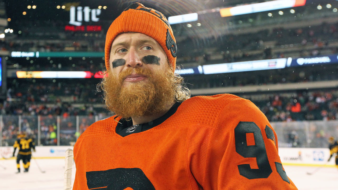 PHILADELPHIA, PA - FEBRUARY 23: Jakub Voracek #14 of the Philadelphia Flyers looks on during warm-ups against the Pittsburgh Penguins at the 2019 Coors Light NHL Stadium Series on February 23, 2019 at Lincoln Financial Field in Philadelphia, Pennsylvania.