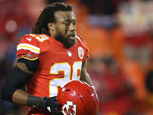 KANSAS CITY, MO - DECEMBER 13: Kansas City Chiefs defensive back Eric Berry (29) before an NFL game between the Los Angeles Chargers and Kansas City Chiefs on December 13, 2018 at Arrowhead Stadium in Kansas City, MO.