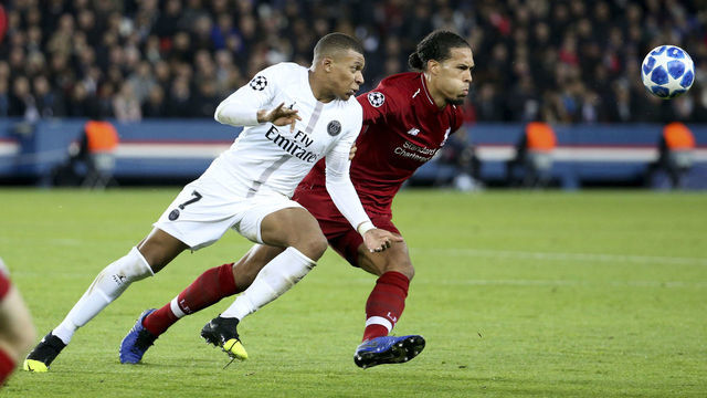 PARIS, FRANCE - NOVEMBER 28: Kylian Mbappe of PSG, Virgil Van Dijk of Liverpool during the Group C match of the UEFA Champions League between Paris Saint-Germain (PSG) and Liverpool FC at Parc des Princes stadium on November 28, 2018 in Paris, France.