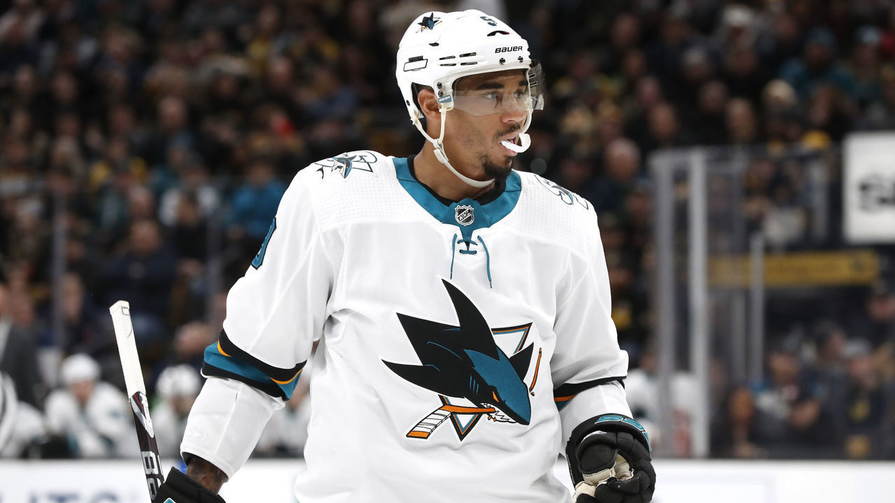 BOSTON, MA - FEBRUARY 26: San Jose Sharks left wing Evander Kane (9) waits to take a face off during a game between the Boston Bruins and the San Jose Sharks on February 26, 2019, at TD Garden in Boston, Massachusetts.